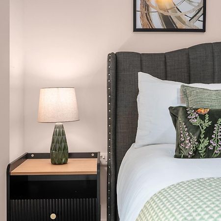 2 Bed Flat Manchester City Экстерьер фото